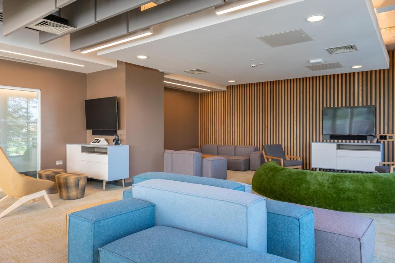 Elite Athlete Centre And Hotel ラフバラー エクステリア 写真